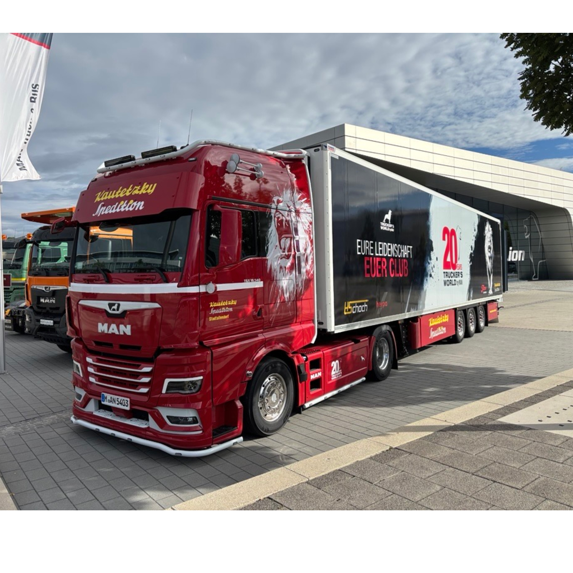 MAN TGX GX Kühlkoffersattelzug Kautetzky